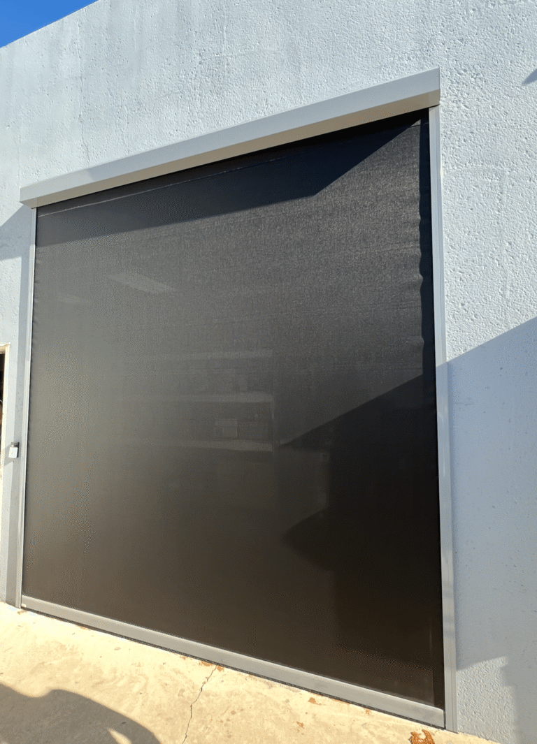 Dallas Exterior Commercial Motorized Screen