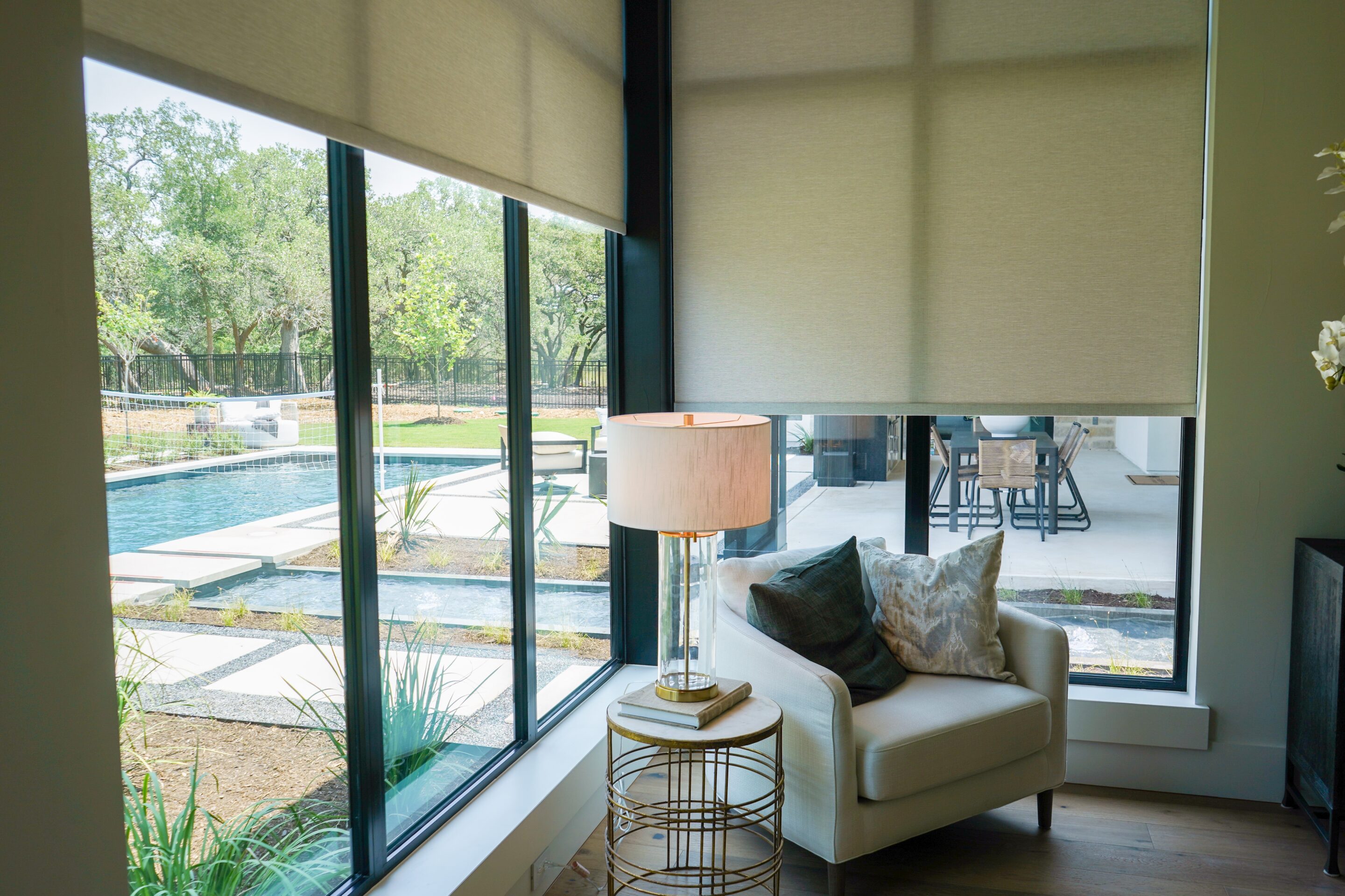 Are Automated Roller Shades Worth It in Dallas, TX?